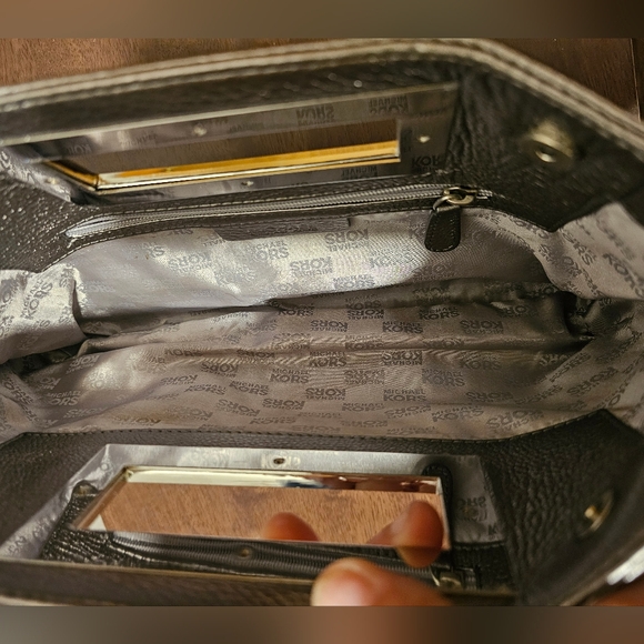 Michael kors metallic grey leather top handle frame clutch - Picture 5 of 5